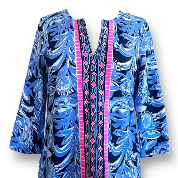 Lilly Pulitzer Karina Tunic Top Sz M Blue Chilly Lilly UPF 50+ You're The Zest - Picture 2 of 7